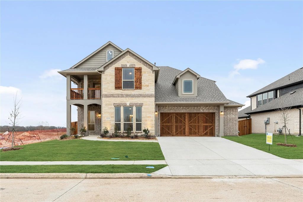 2233 Stone River Boulevard, Royse City