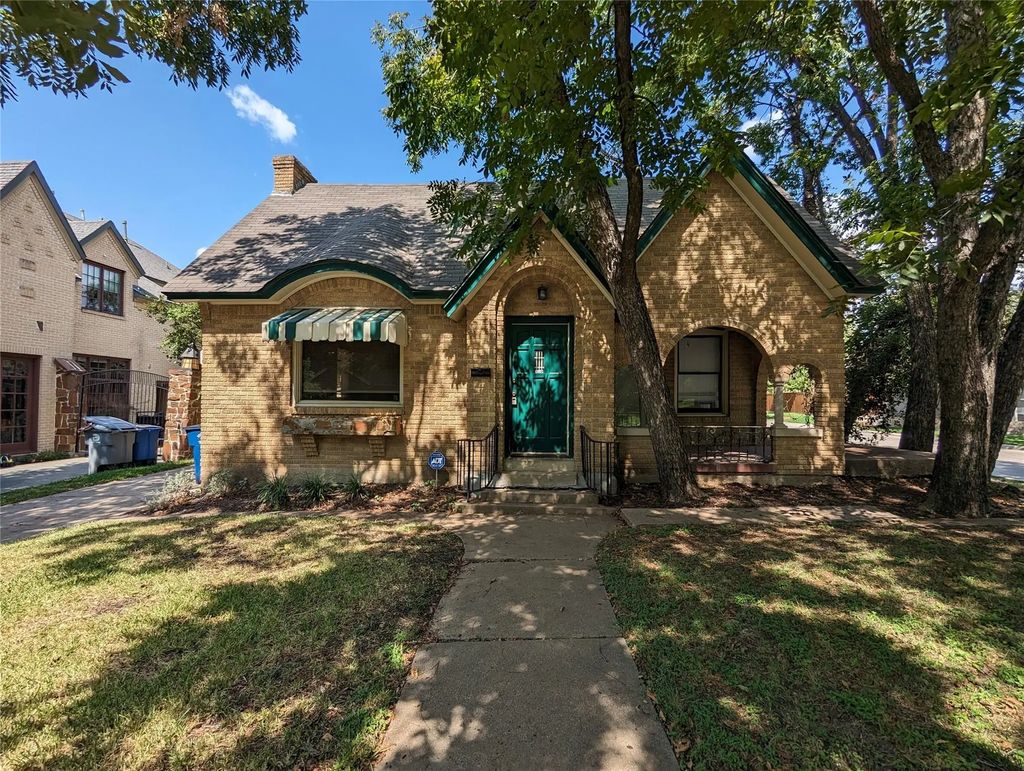 5247 Merrimac Avenue, Dallas