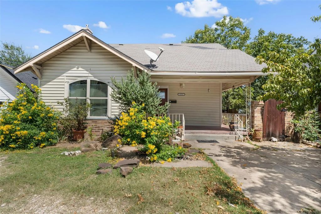 1215 N 18th Street, Waco
