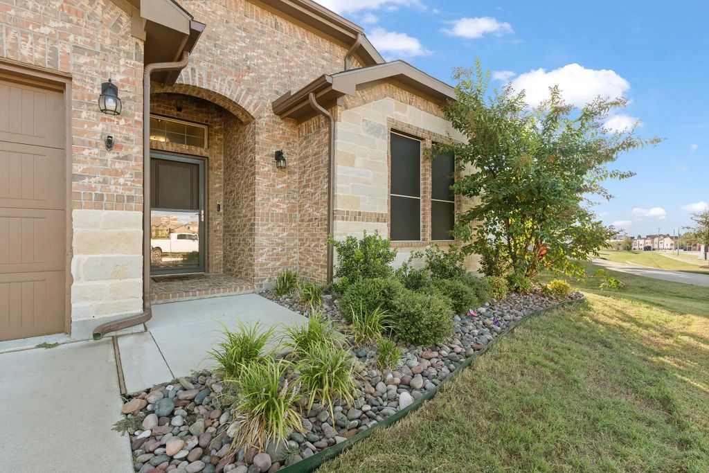 1315 Dublin Drive, Cleburne