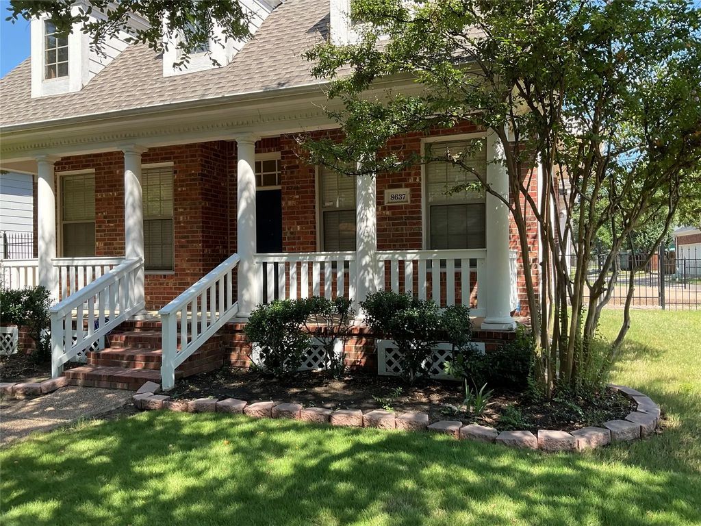 8637 Bridge Street, North Richland Hills