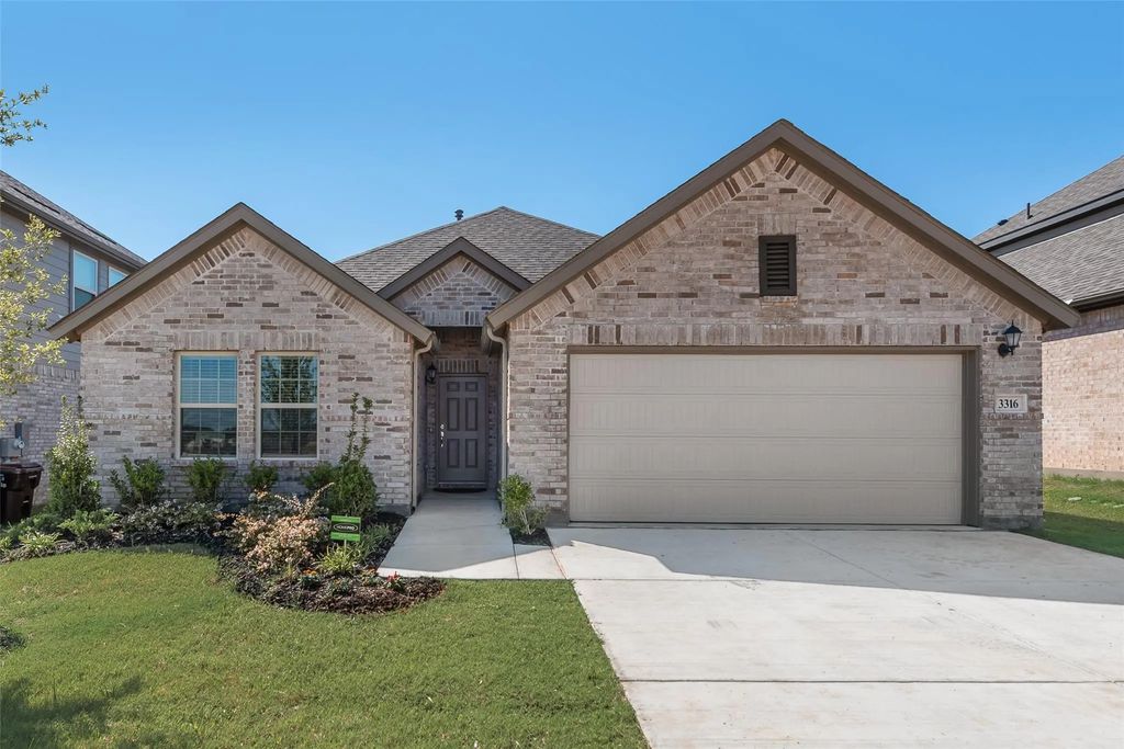 3316 Goshawk Drive, Denton