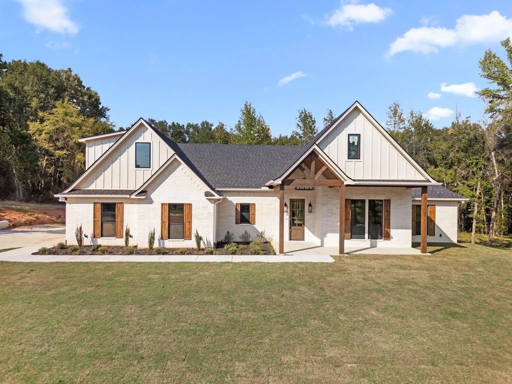 23584 Fm 1995, Lindale