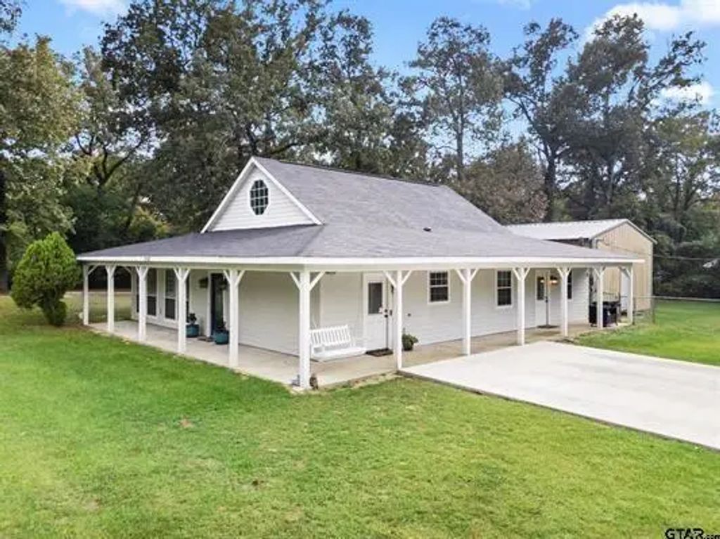 15208 County Road 285, Tyler