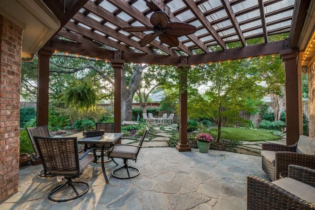 321 Fairway Meadows Drive, Garland