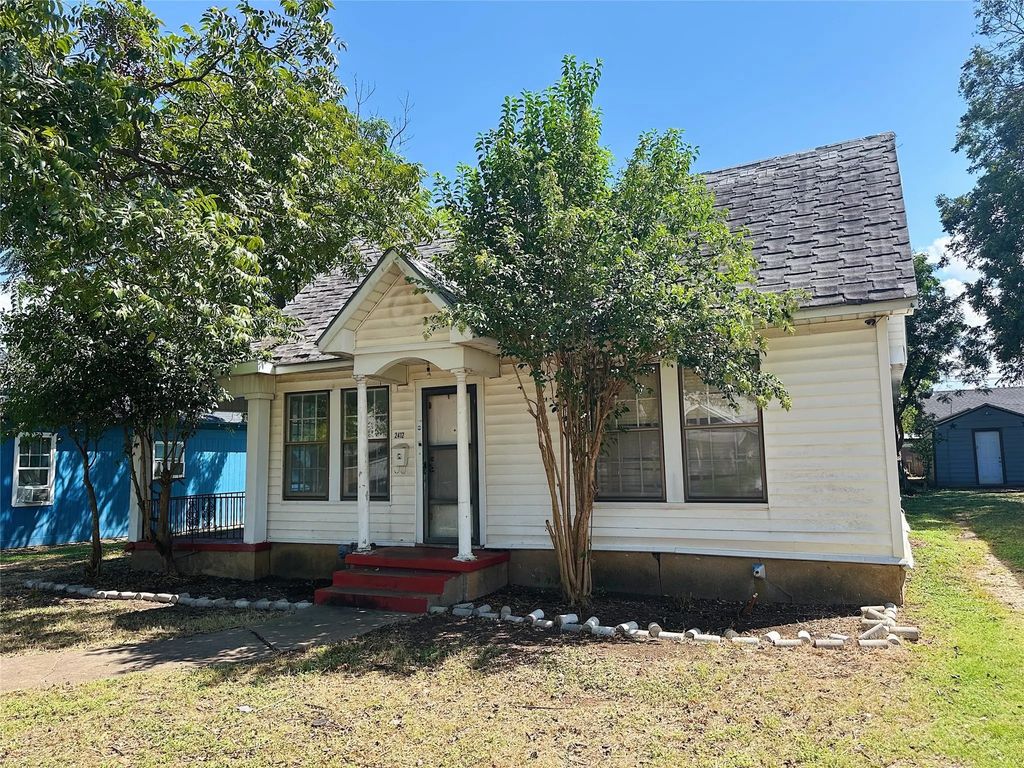 2412 Summer Avenue, Waco