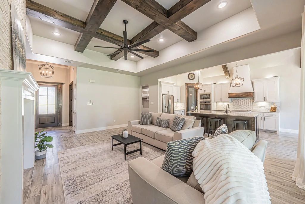 3020 Fossil Oaks Drive, Azle