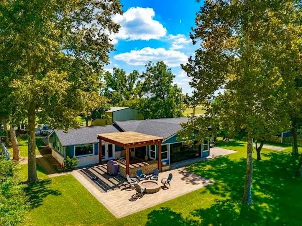 1017 Airport Road, Possum Kingdom Lake