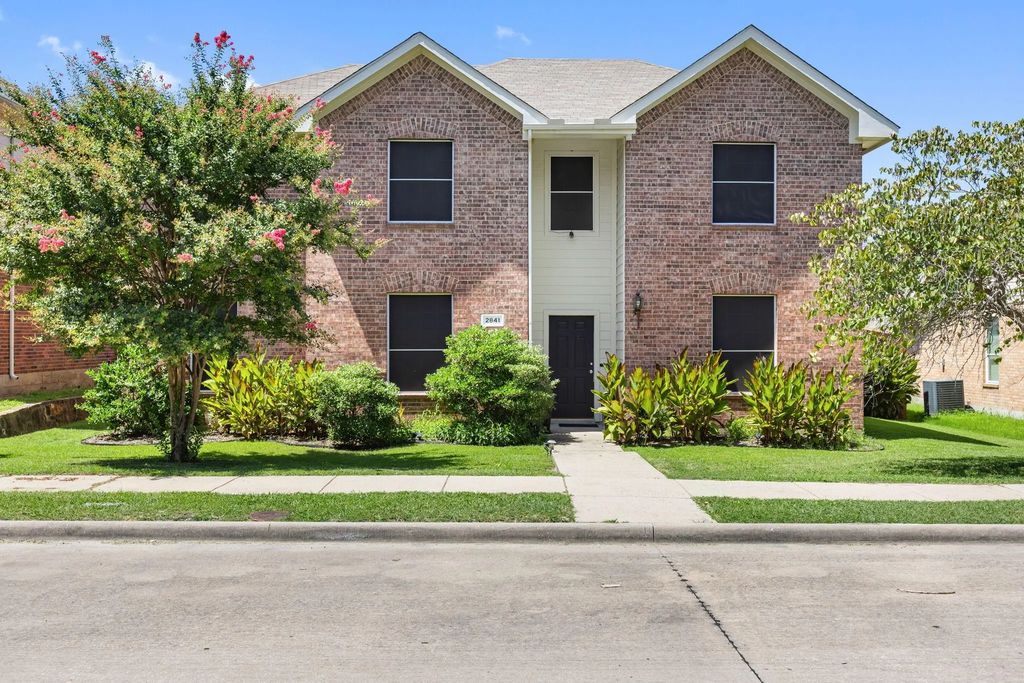 2841 Tangleglen Drive, Rockwall