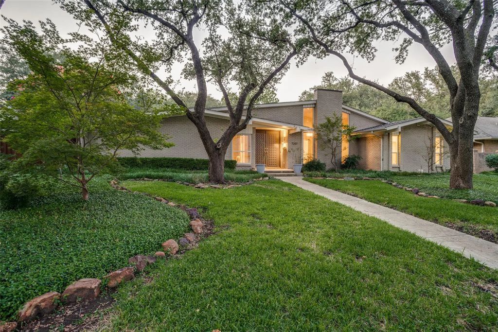7207 Stefani Drive, Dallas