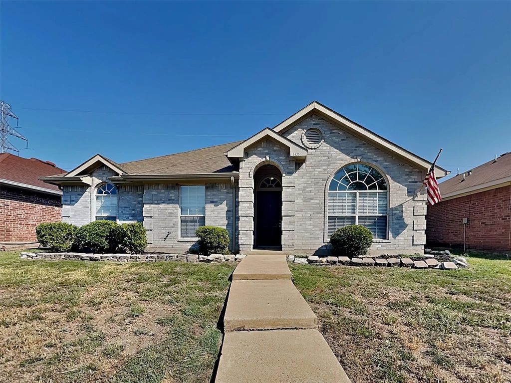 2825 Saint Croix Avenue, Lancaster