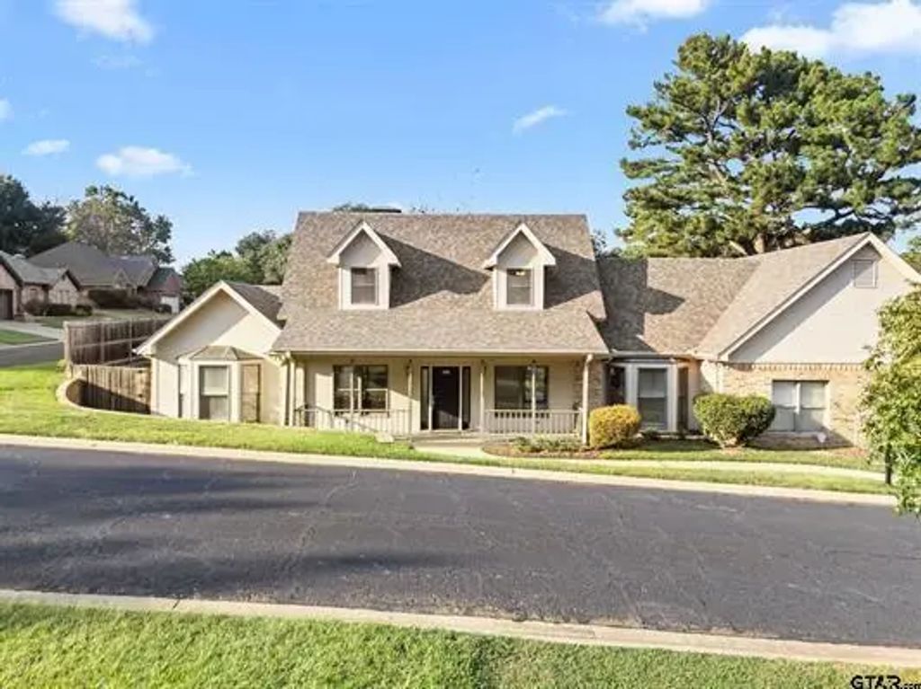 308 Canterbury Court, Tyler