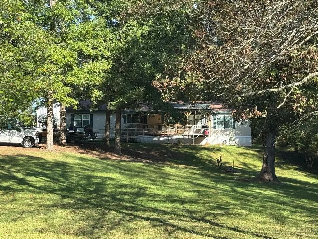 197 Graywood Road, Minden