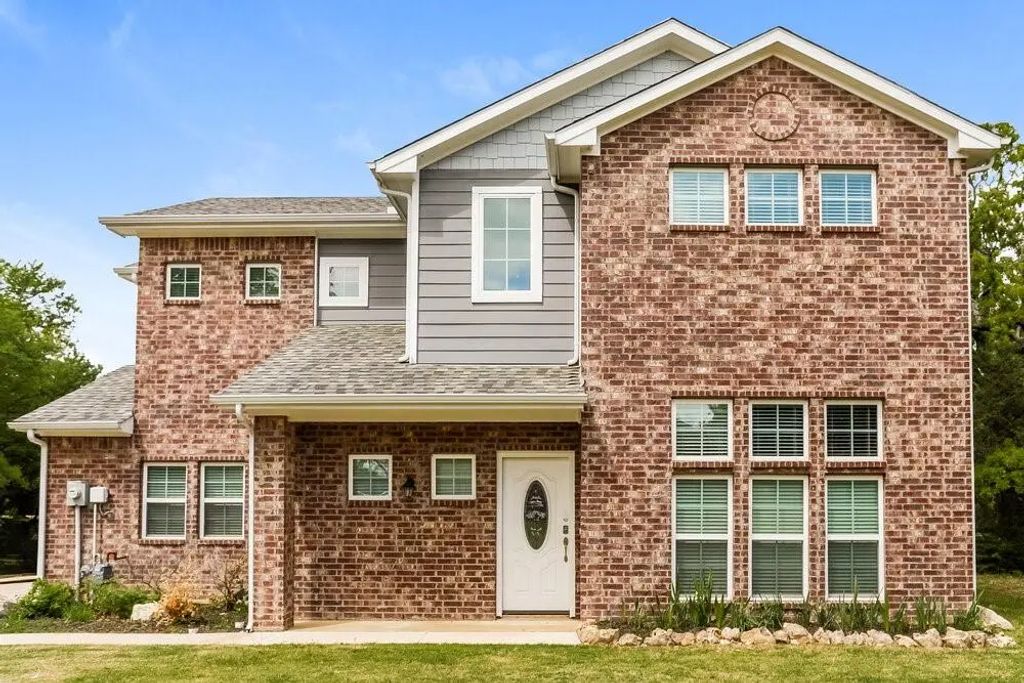 601 Meadowbrook Street, Lake Dallas