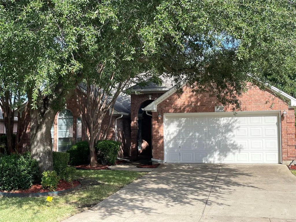 1700 Clover Hill Road, Mansfield