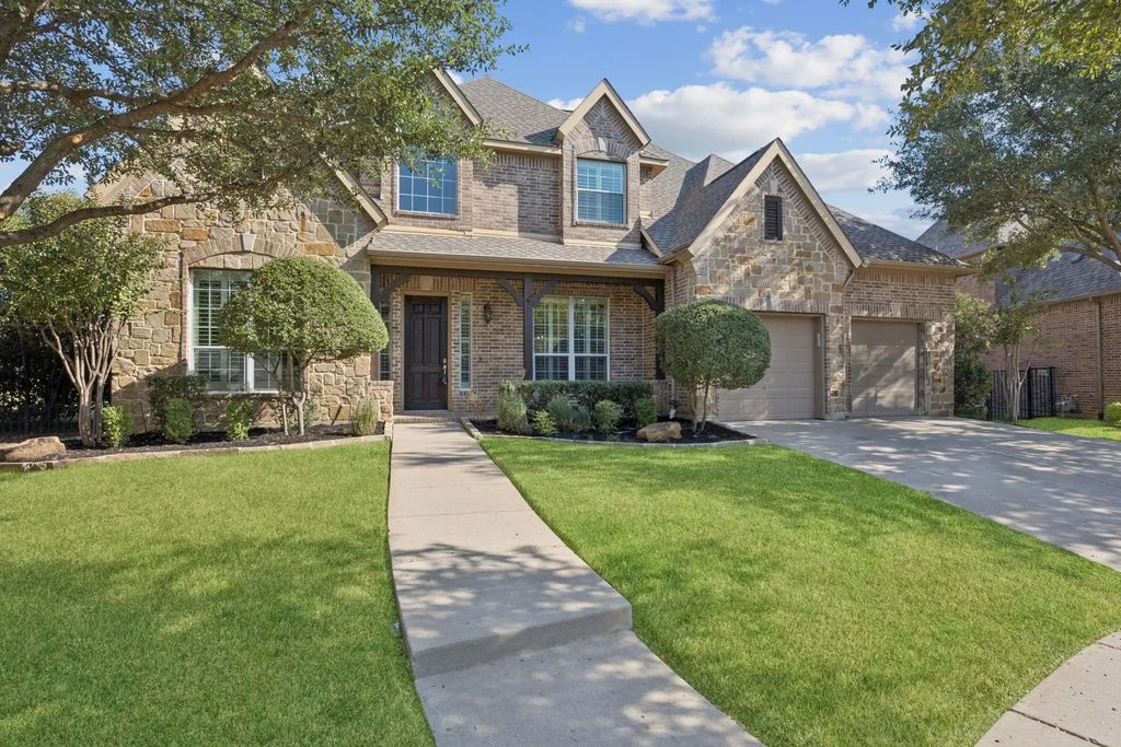 4828 Sangers Court, Fort Worth