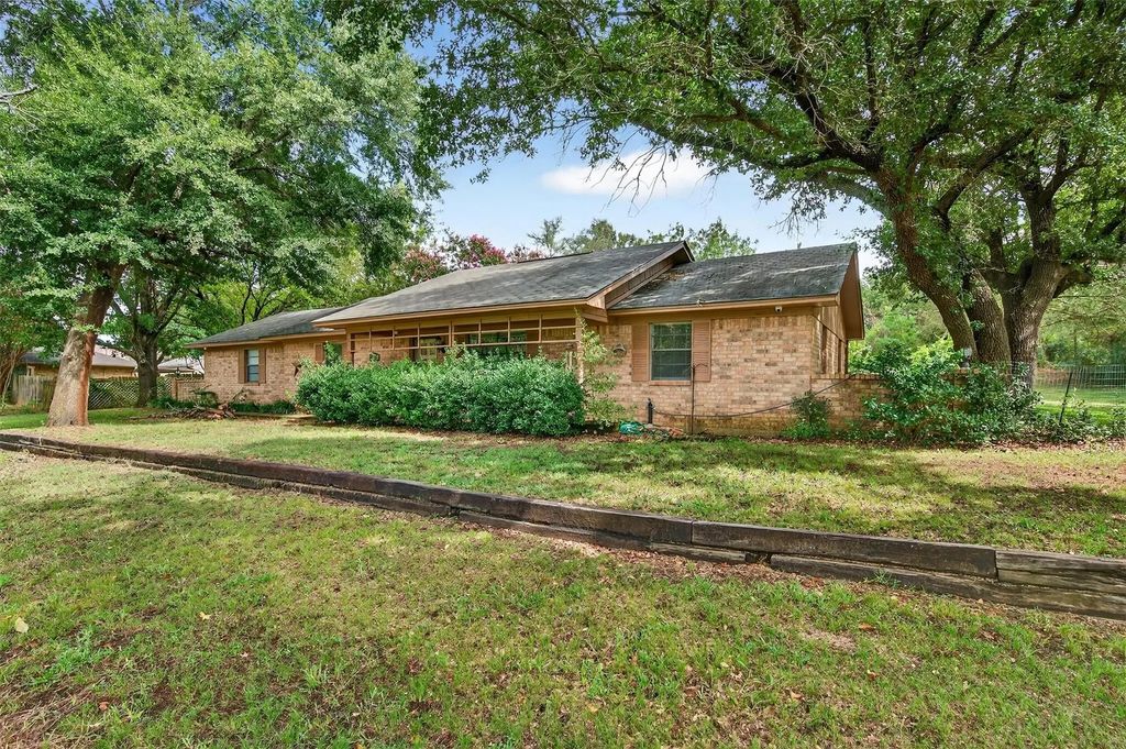 486 Cleve Cole Road, Denison