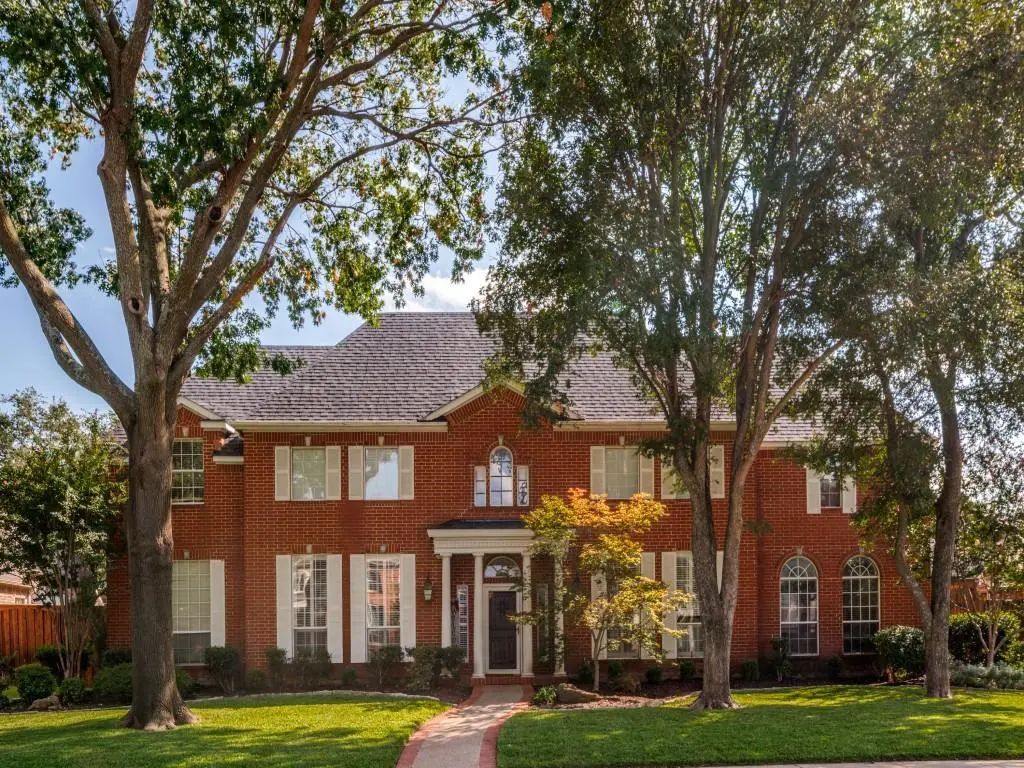 4560 Old Pond Drive, Plano