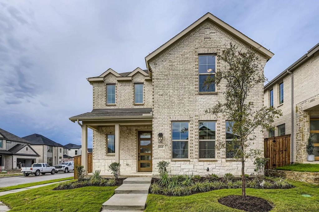 6048 Silverstein Street, Fort Worth