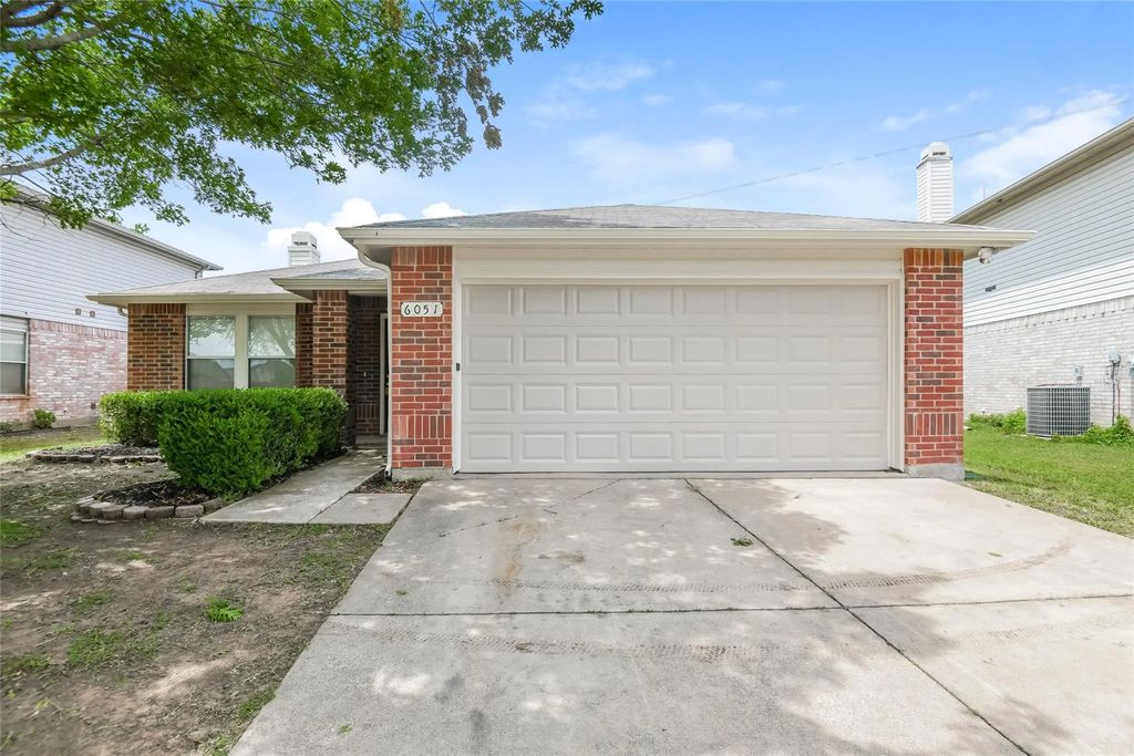 6051 Guilia Drive, Grand Prairie