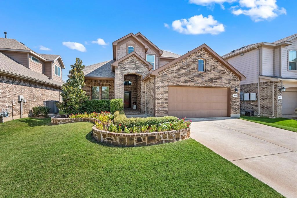 1608 Canary Lane, Argyle
