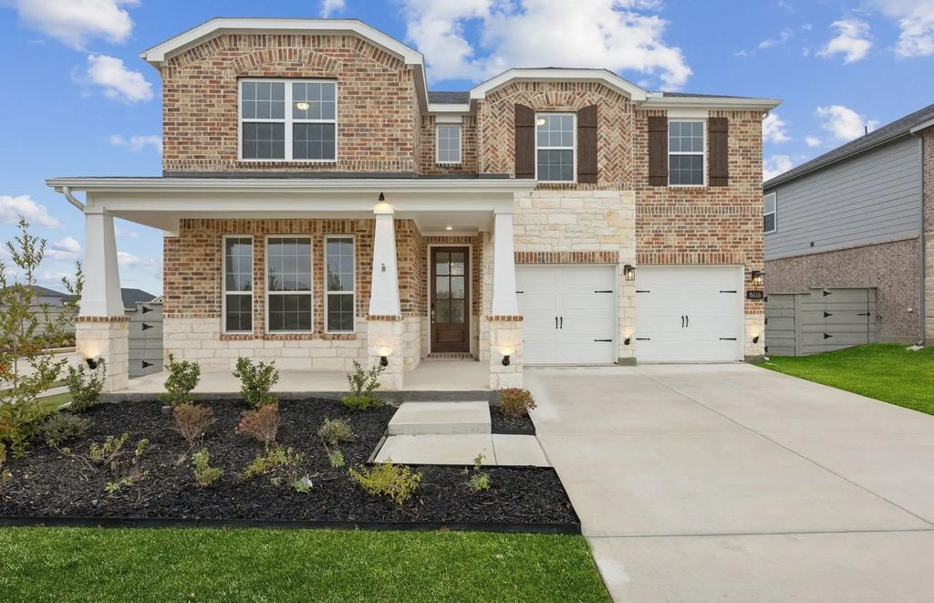 8616 Red Oak Drive, Justin