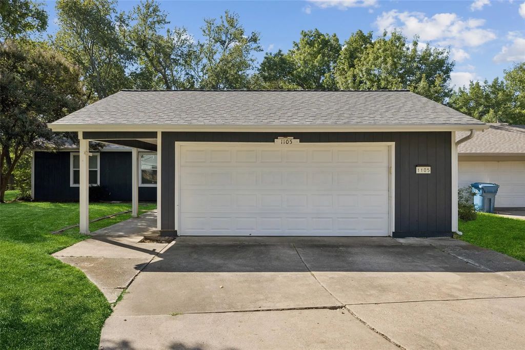 1105 Heiden Court, Flower Mound