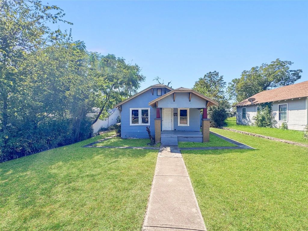 5733 Bonnell Avenue, Fort Worth