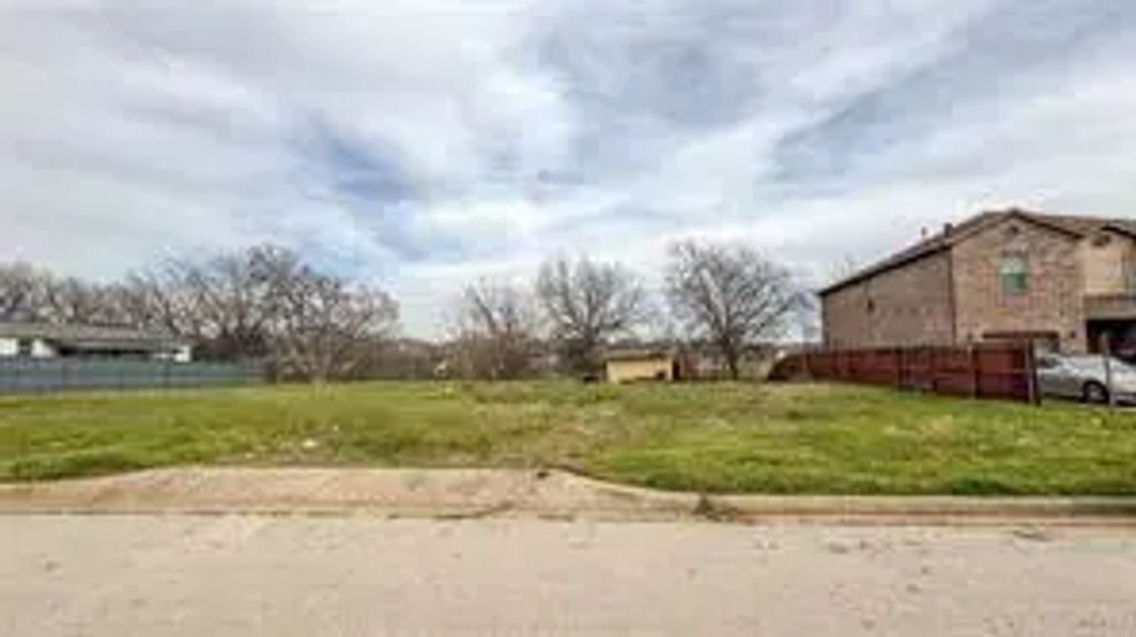 288 Castleridge Drive, Little Elm