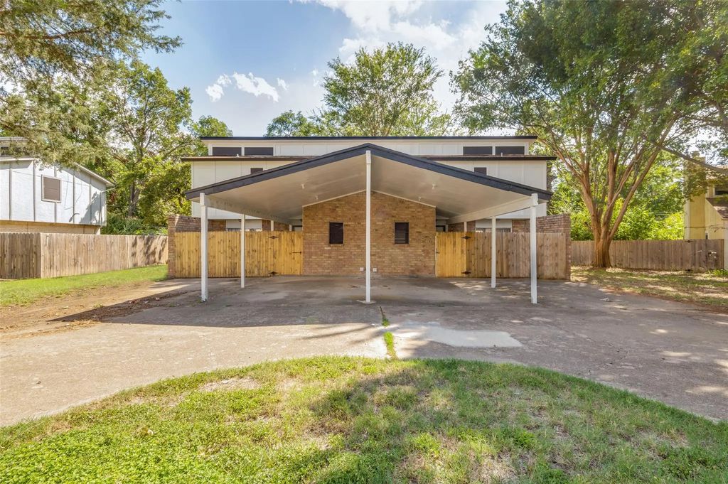 535 Norwood Circle E, Arlington