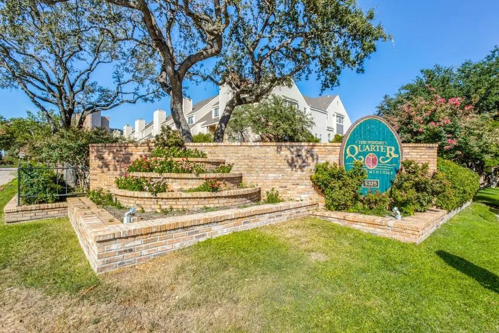 5325 Bent Tree Forest Drive 2222, Dallas