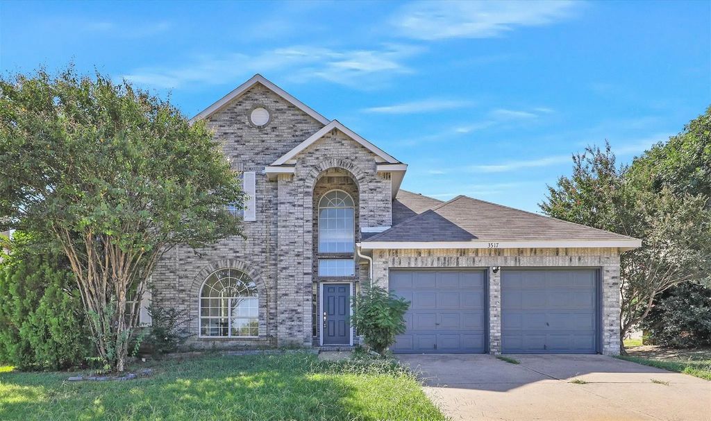 3517 Clearbrook Drive, Fort Worth