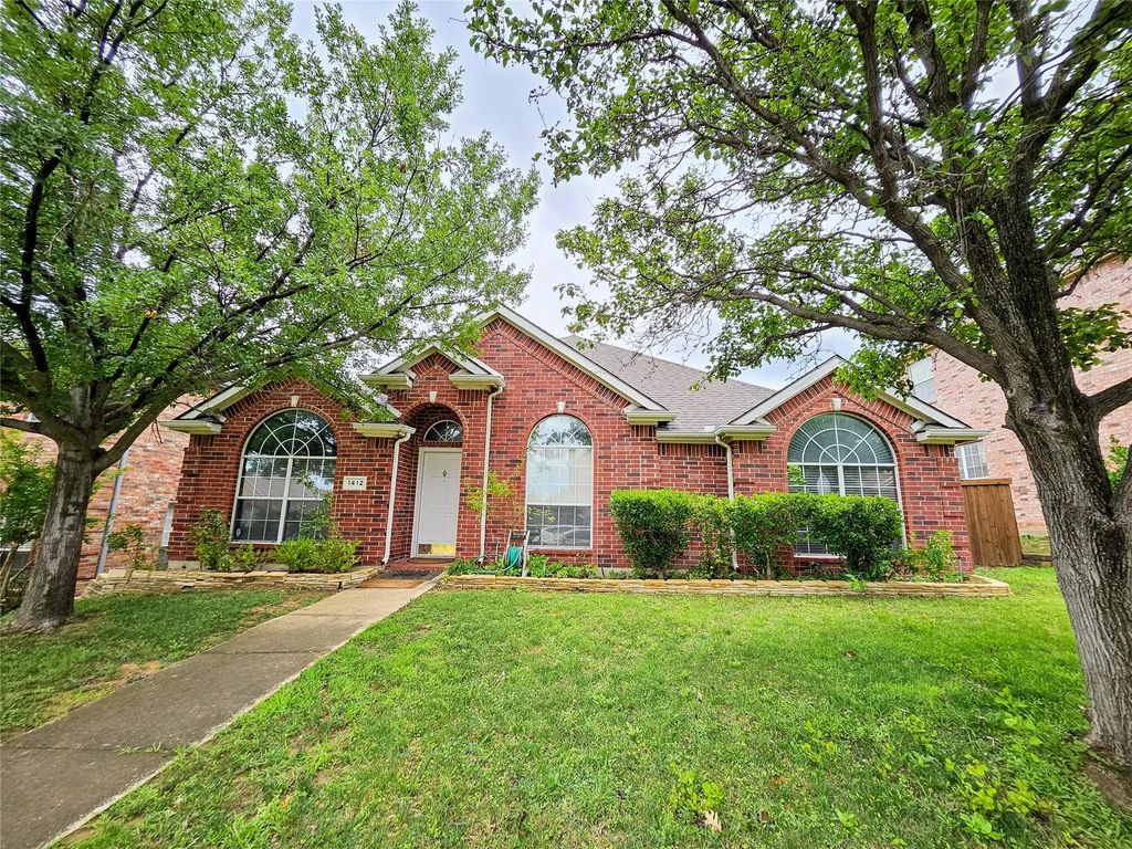 1412 Meadow Drive, Irving