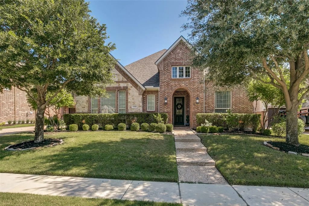 2202 Glasgow Drive, Trophy Club