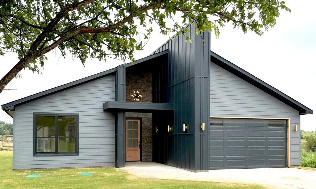 5517 Stonegate Circle, Granbury
