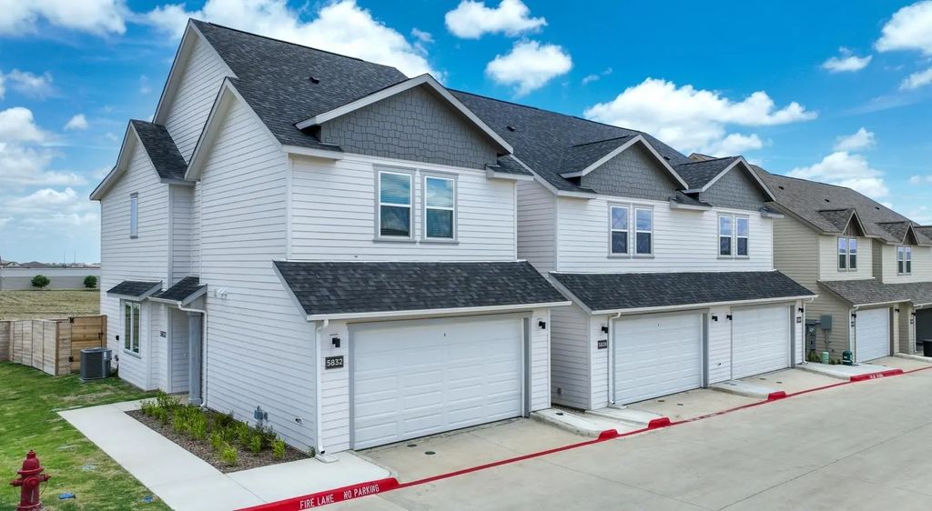 5701 Tanzanite Lane, Fort Worth