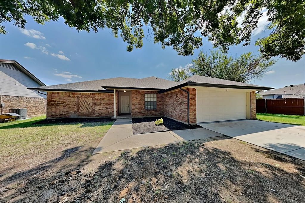 702 Paintbrush Drive, Keller