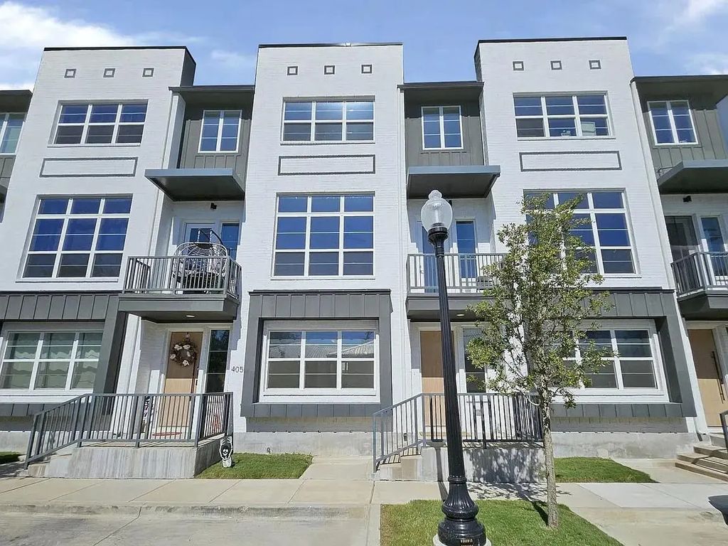13325 Bee Street 406, Farmers Branch