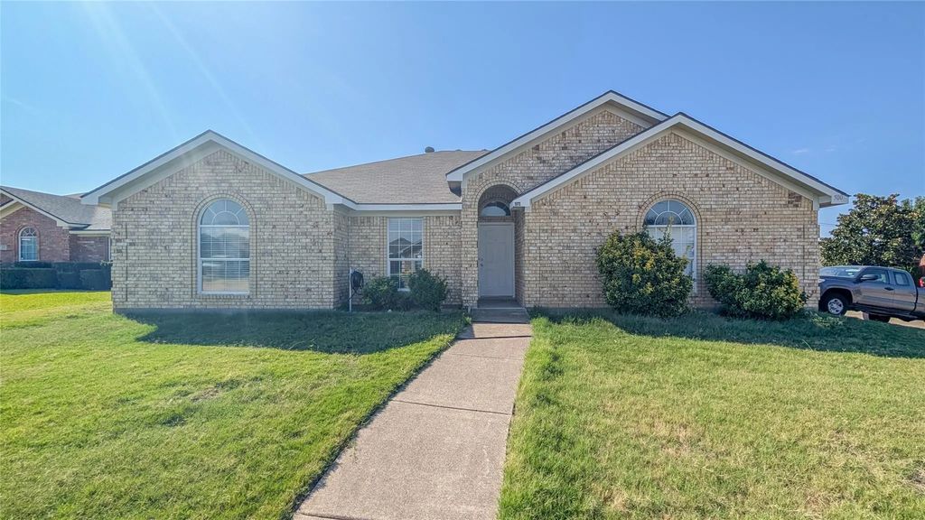 500 Firebird Court, Arlington