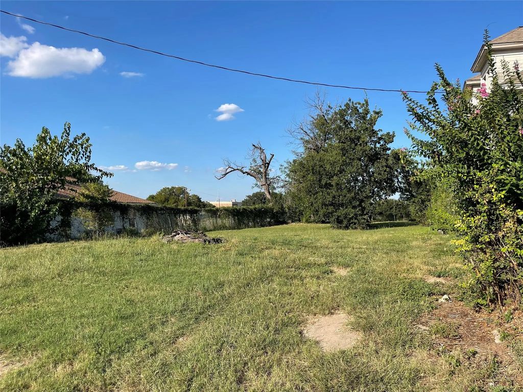 815 N 4th Street, Waco