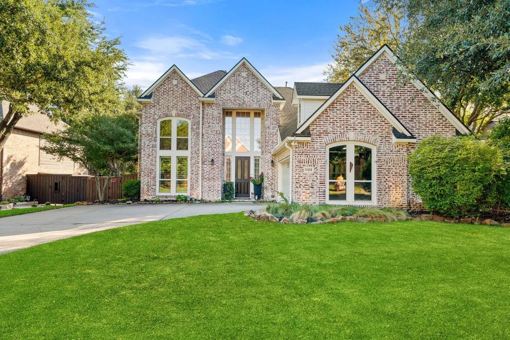 1123 Shadetree Lane, Allen