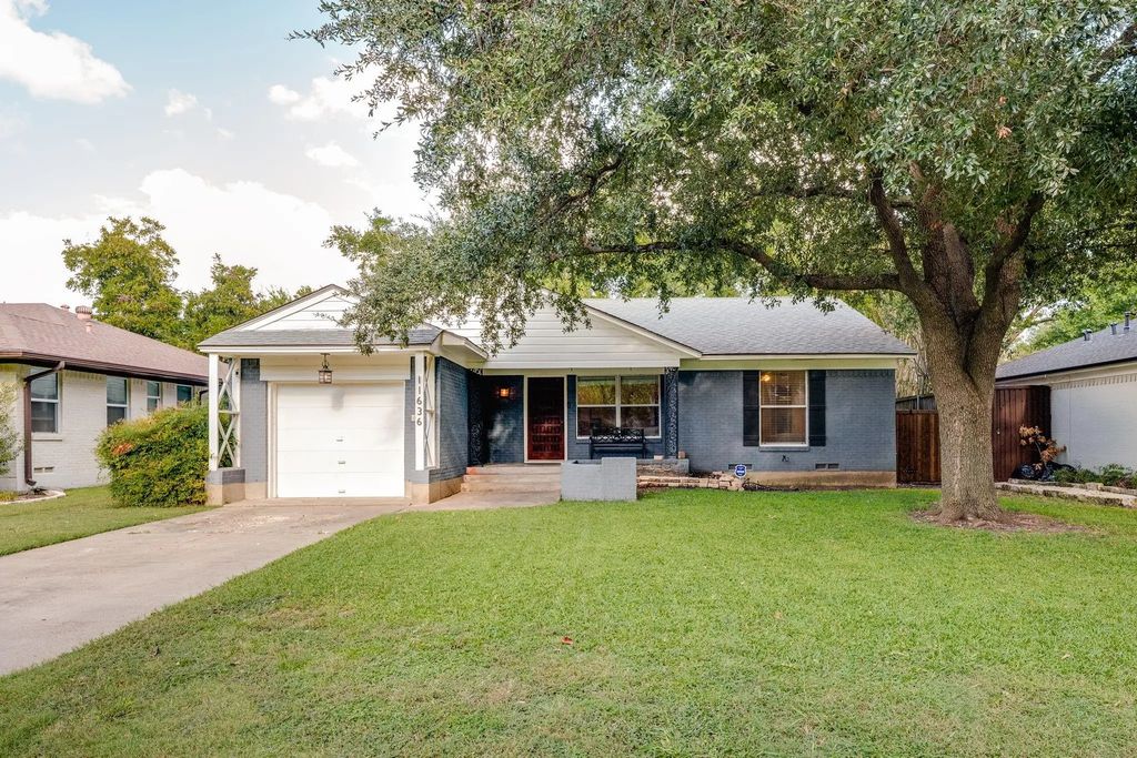 11636 Lochwood Boulevard, Dallas