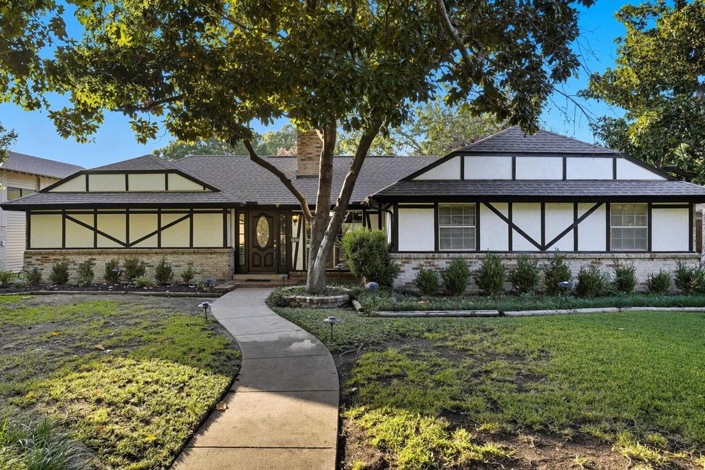 2942 Forest Hills Lane, Richardson