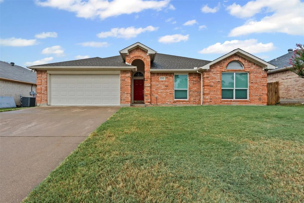 3345 Galaway Bay Drive, Grand Prairie