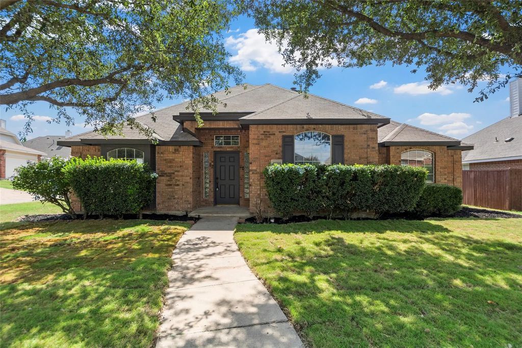 8605 Moraine Drive, Frisco