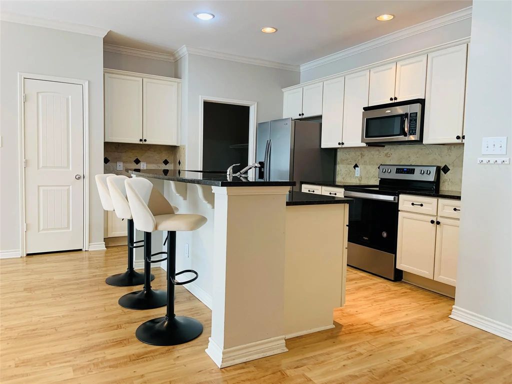 1020 Texas Street 3204, Fort Worth
