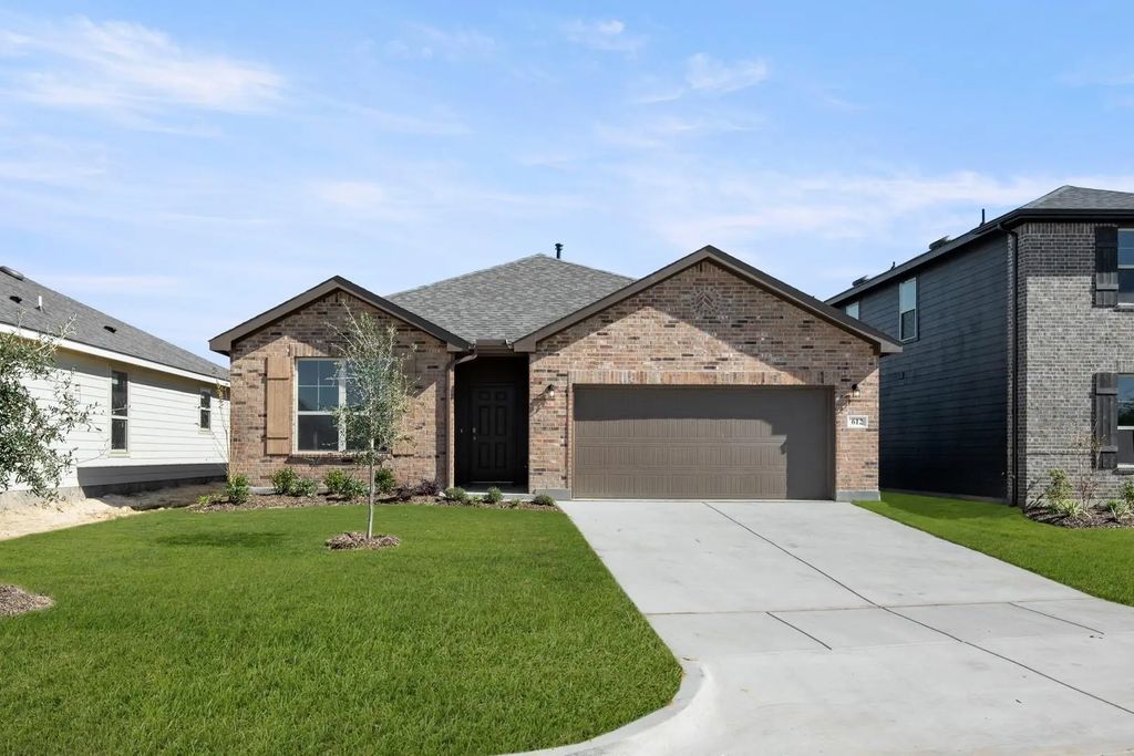 612 Godley Ranch, Godley