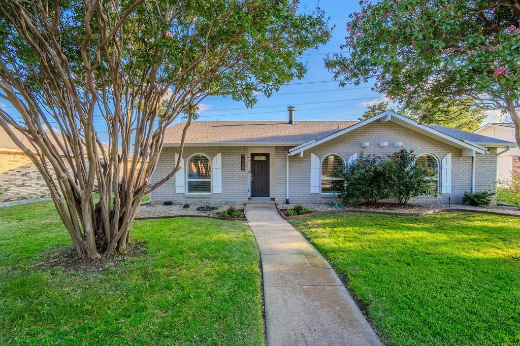 2008 Apple Valley Road, Plano