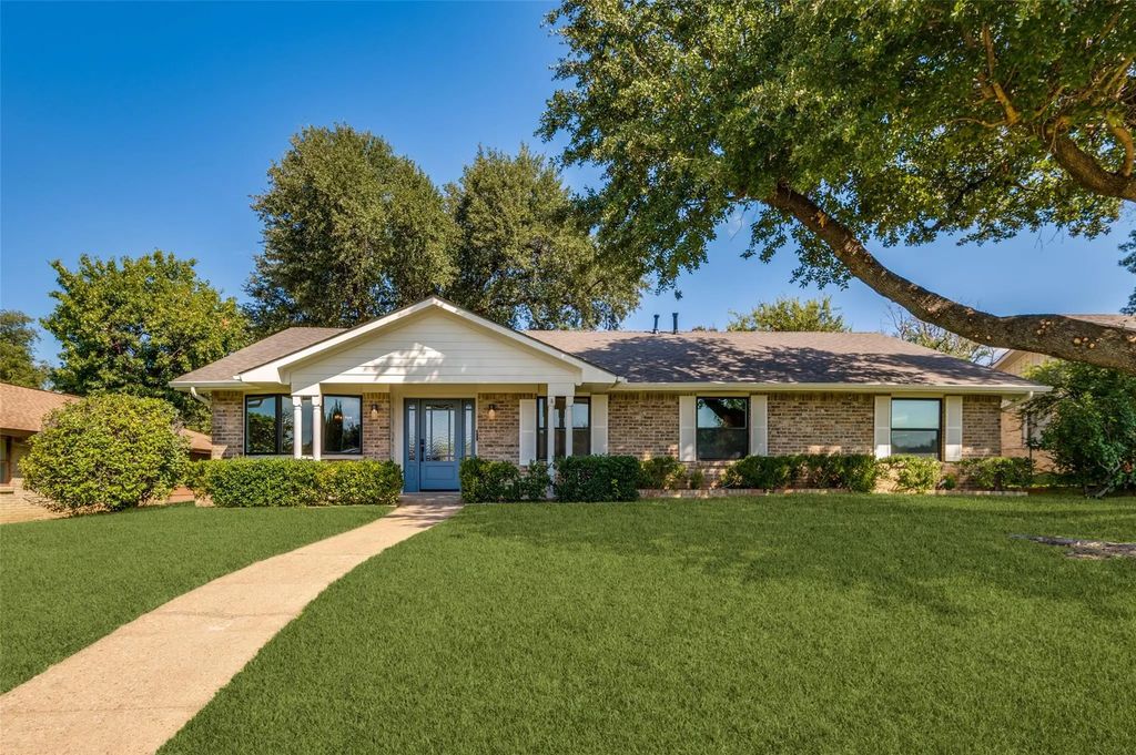 3161 Lockmoor Lane, Dallas
