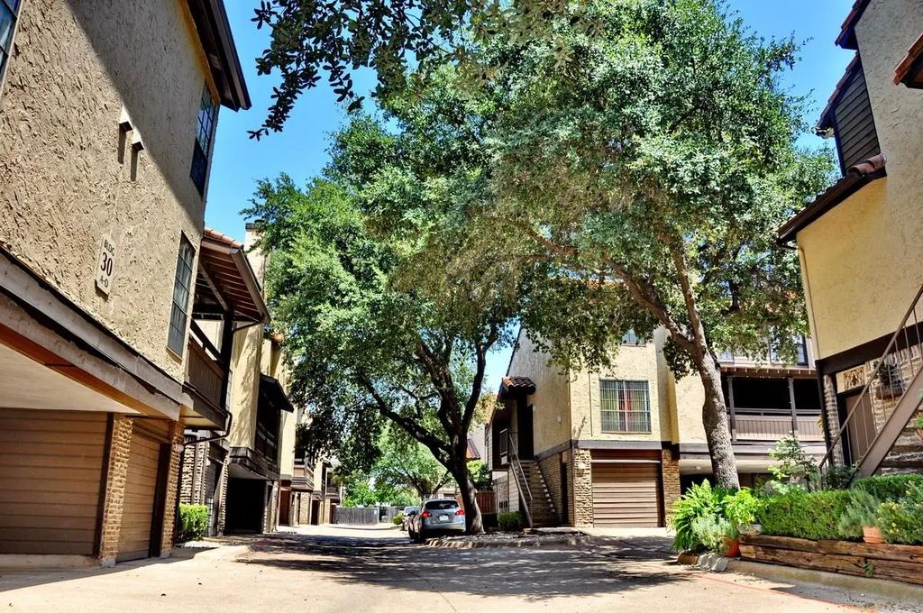 5630 Spring Valley Road 18b, Dallas
